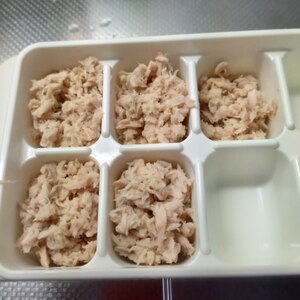 【離乳食中期】応用できて便利なツナ缶水煮の冷凍